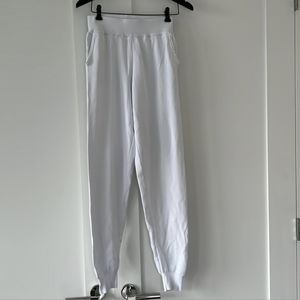 MISSGUIDED knit white joggers